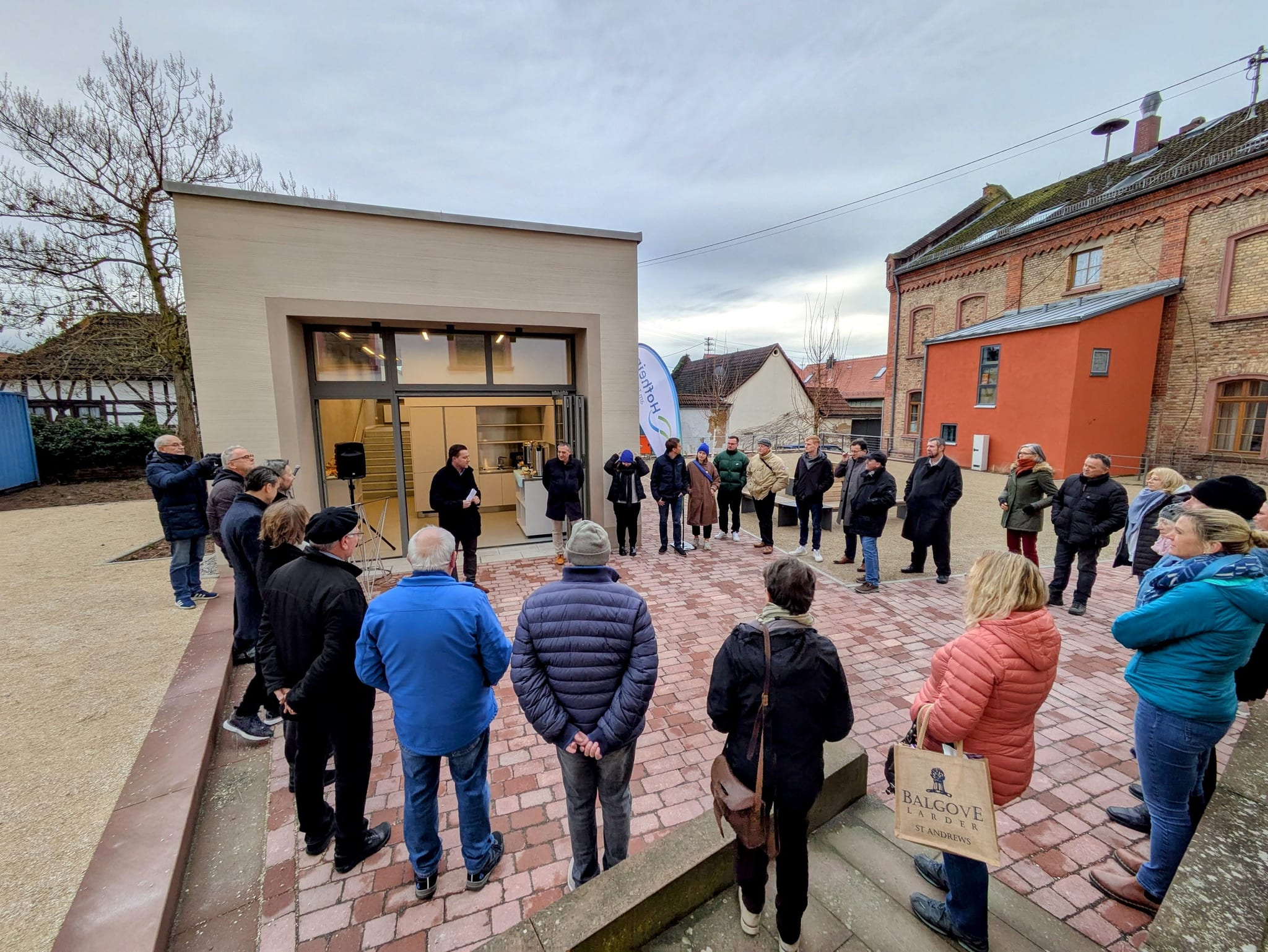 Ortsmitte Diedenbergen: Platz für Vereine und Feste