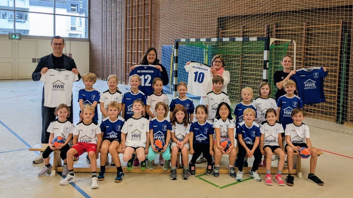 HWB-Trikots in Blau und Weiß für die JSG Schwarzbach