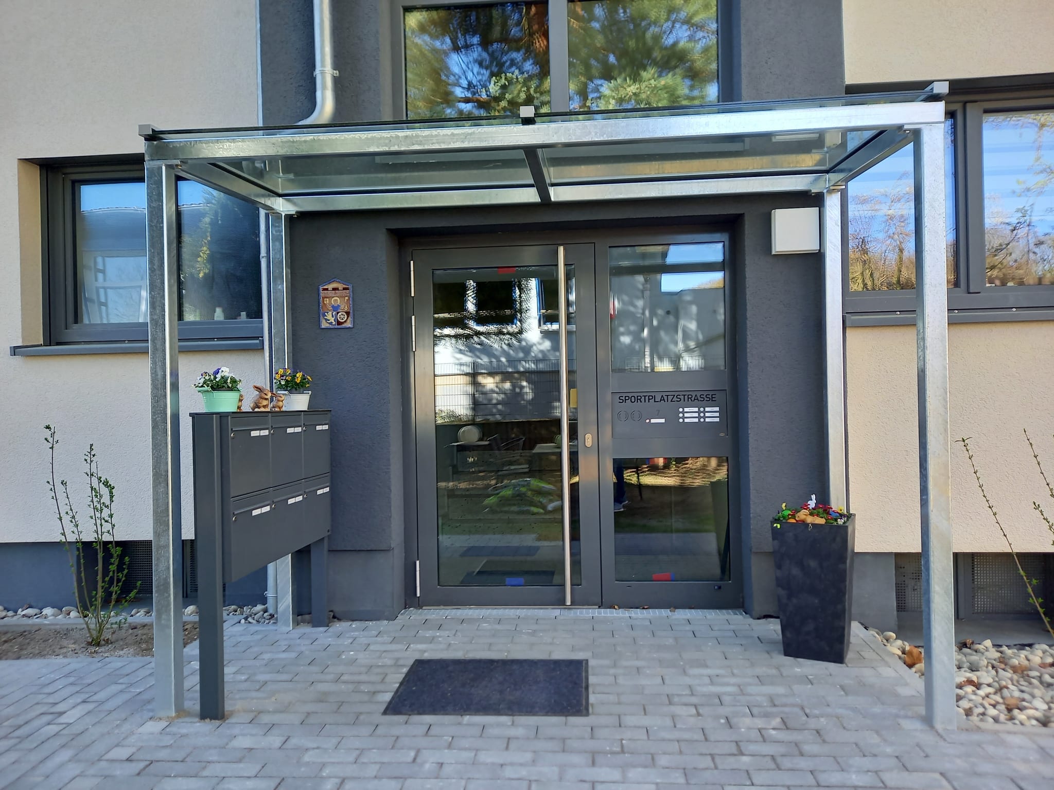 Sportplatzstraße 7 11